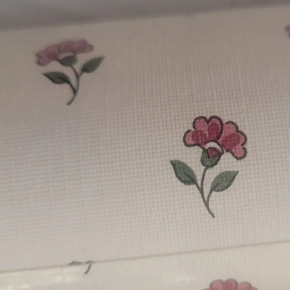 sanitas floral wall